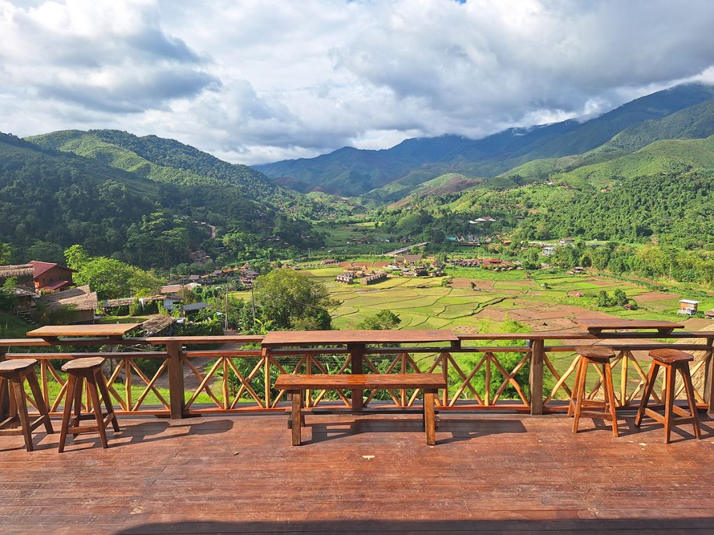 Private Tour Nan รถเช่าน่านพร้อมคนขับ