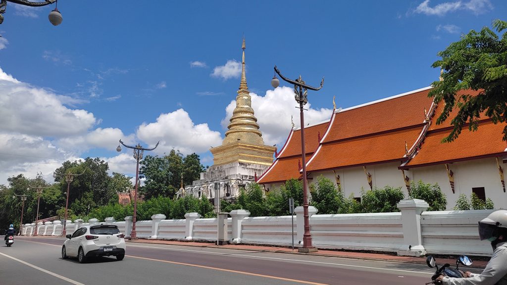 วัดพระธาตุช้างค้ำวรวิหาร
