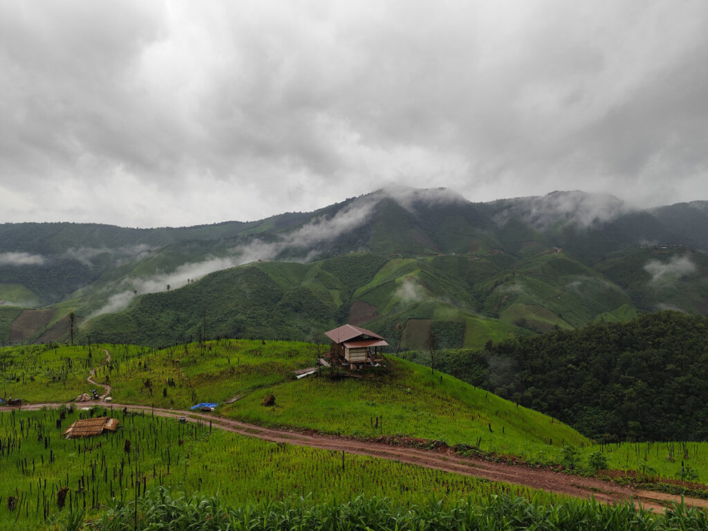 ,รถเช่าพร้อมคนขับน่านพันทิป,ทัวร์น่านพันทิป,ทัวร์เที่ยวน่าน,ไกค์นำเที่ยวน่าน,รถยนต์เช่าน่าน
